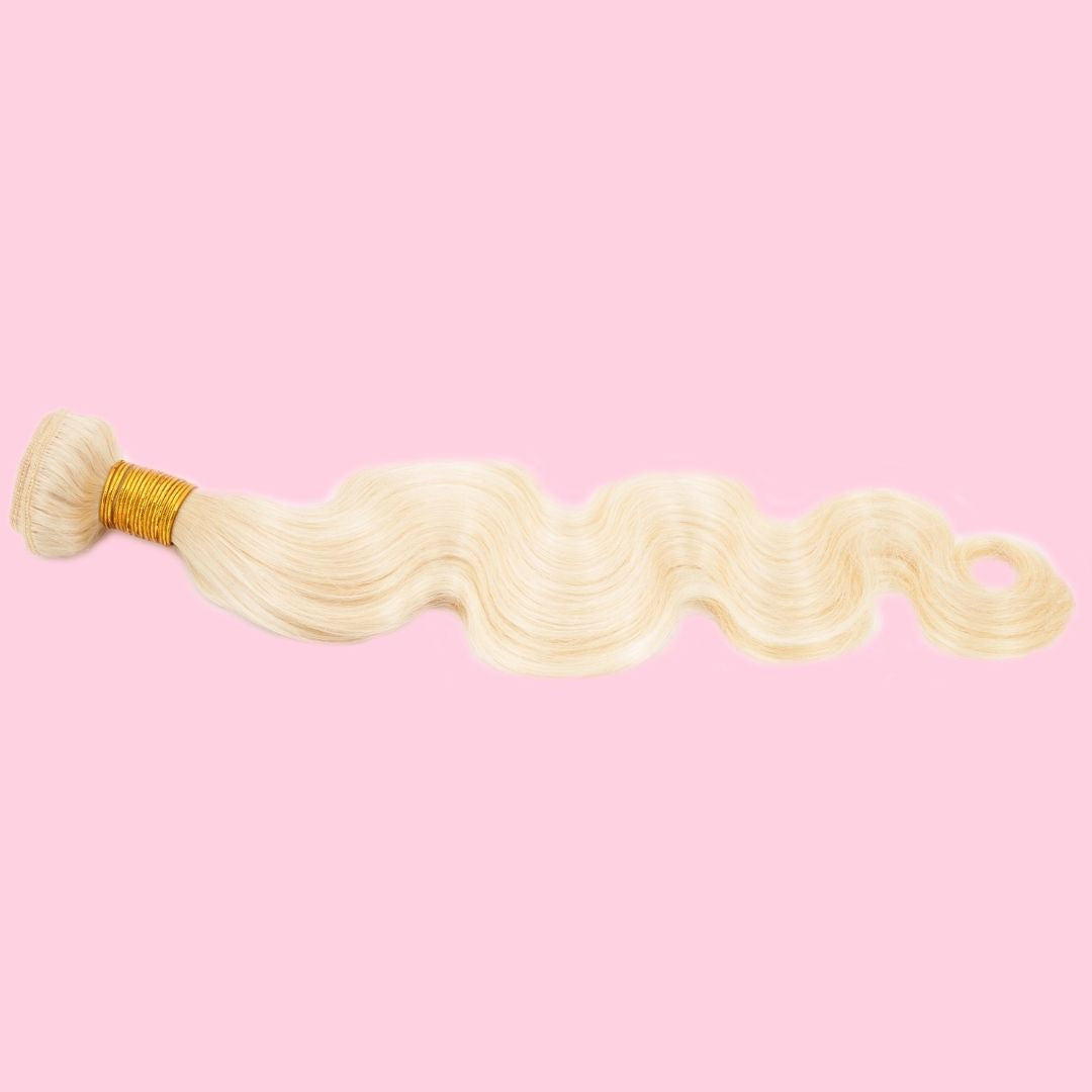 Onda brasileña rubia del cuerpo