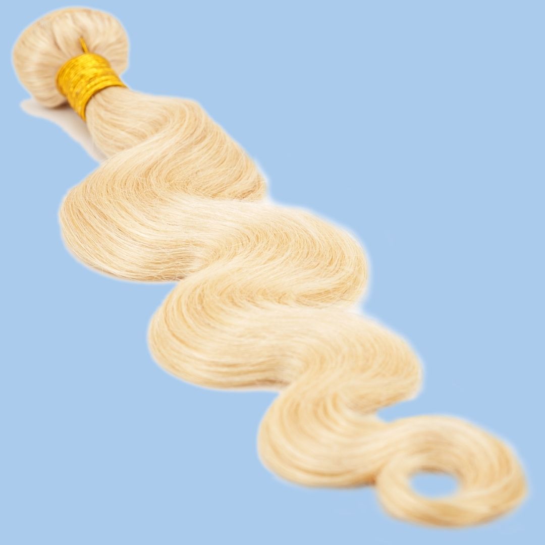 Onda brasileña rubia del cuerpo