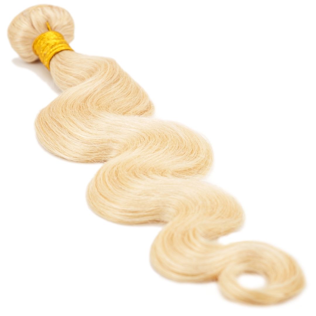 Onda brasileña rubia del cuerpo